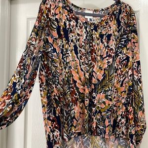 Large floral navy and peach top